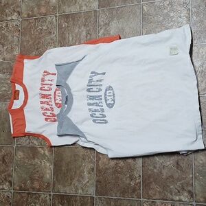 2 Ocean City Sleeveless Shirts Gray Orange White graphic size XXL